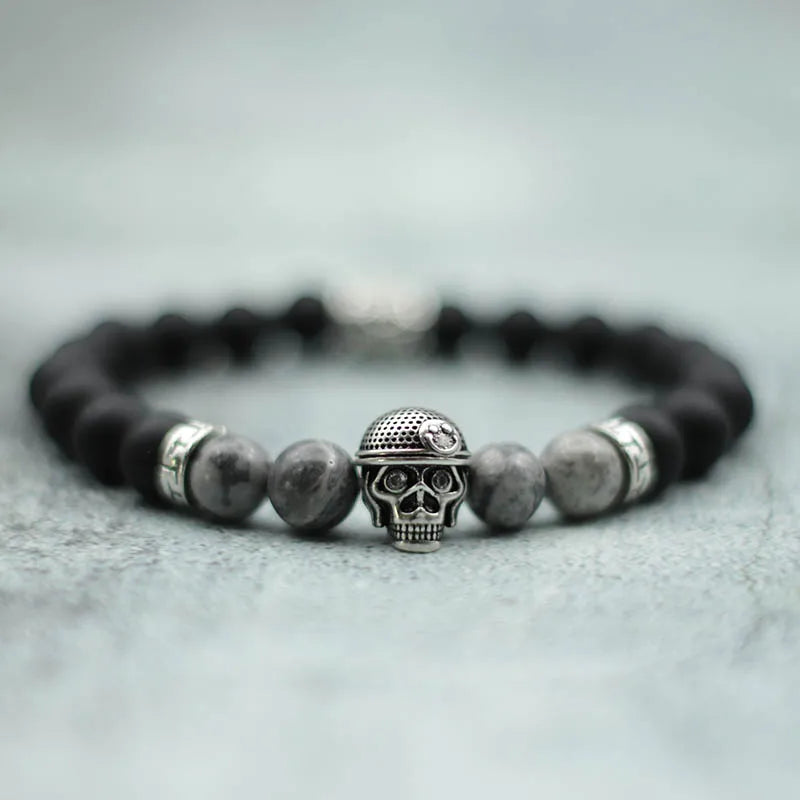 Vintage Skull Armband – 8mm Schwarze Onyx Perlen, Gothic Pirate Design, Handgefertigt